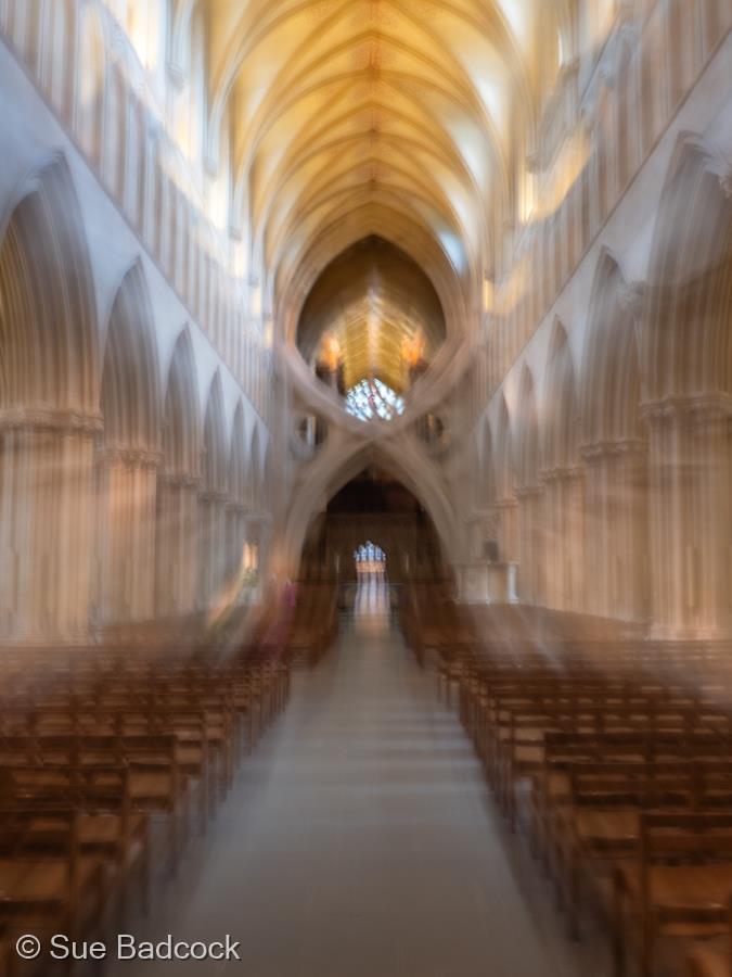 The Scissor Arch in Wells Cathedral by Sue Badcock