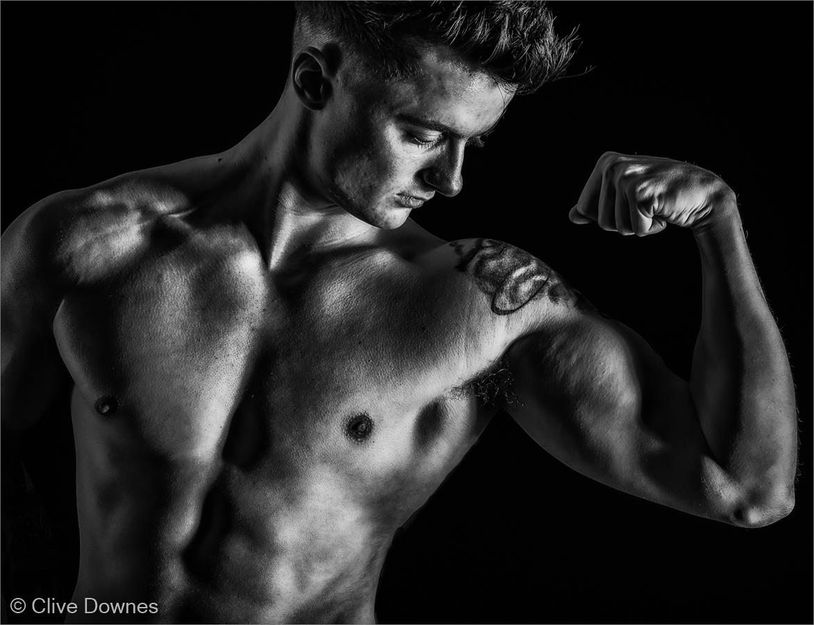 Muscle Pose by Clive Downes